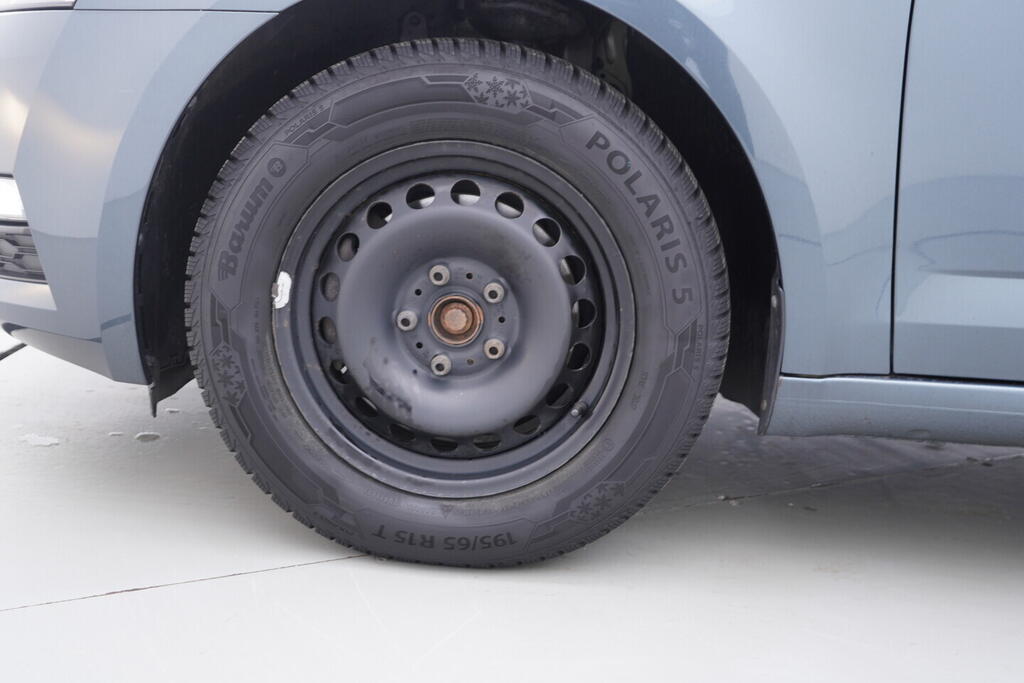 OV190V10549_42.webp_OCTAVIA Ambition 1.0 TSI 85 kW manuál, DPH