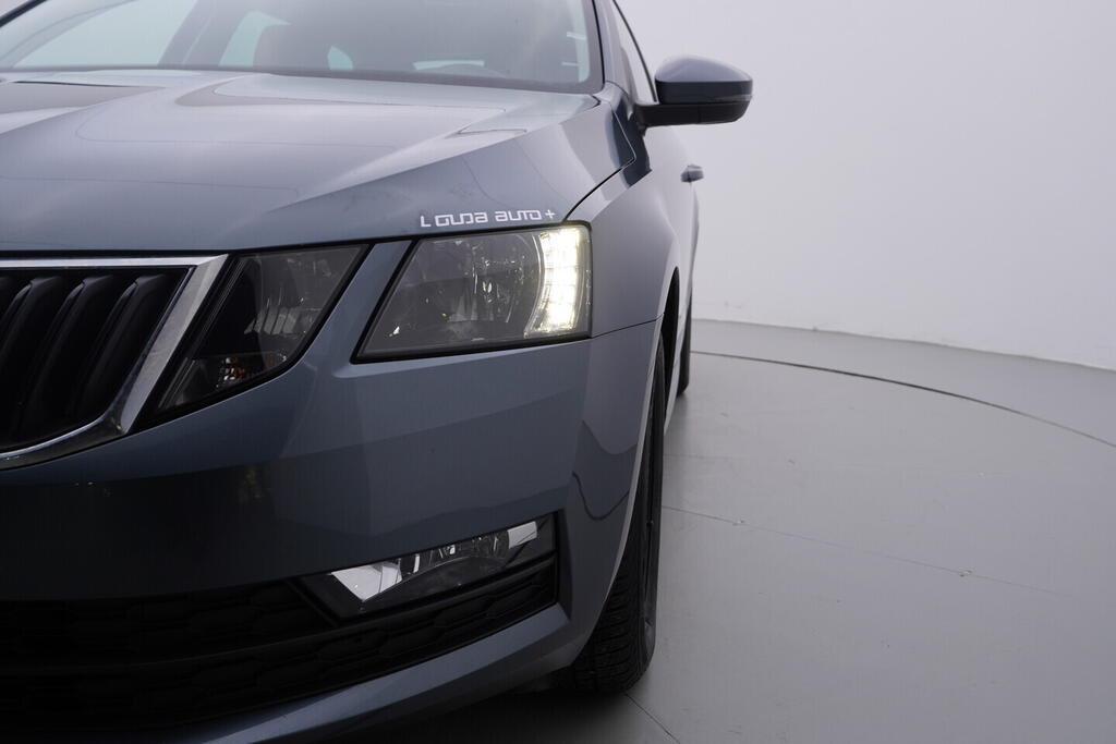 OV190V10549_44.webp_OCTAVIA Ambition 1.0 TSI 85 kW manuál, DPH