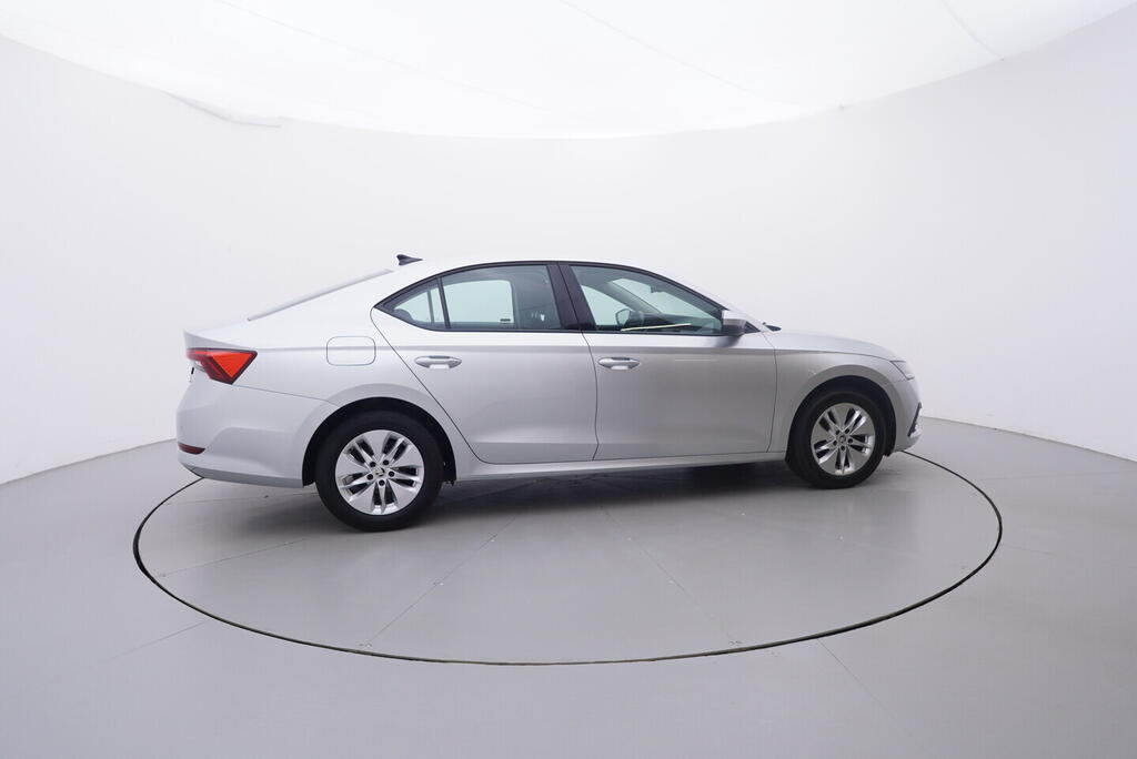OV190V10551_15.webp_OCTAVIA Ambiente 1.0 TSI 81 kW automat, DPH