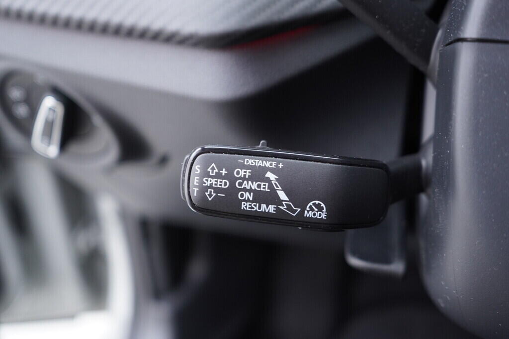 OV190V10552_25.webp_SCALA Monte Carlo 1.0 TSI 85 kW automat, DPH