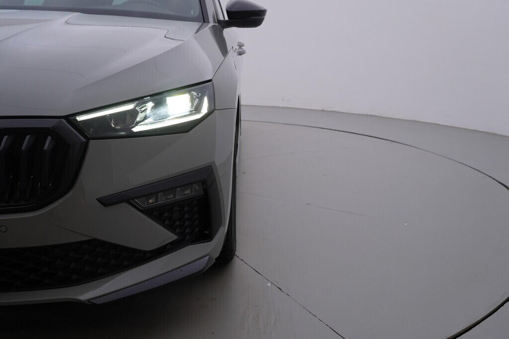 OV190V10552_44.webp_SCALA Monte Carlo 1.0 TSI 85 kW automat, DPH