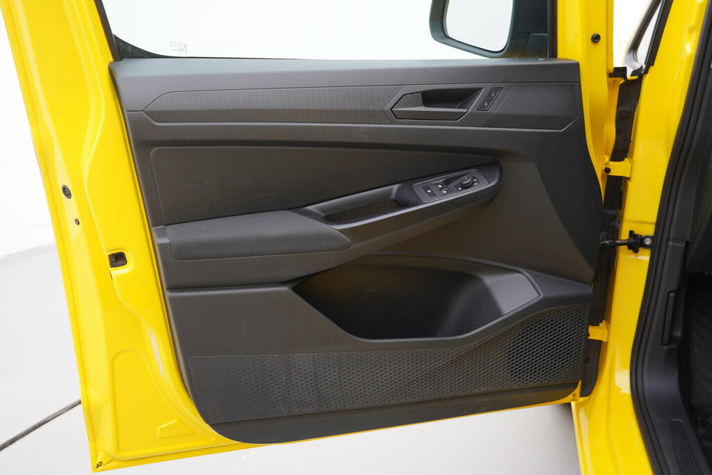 OV190V10553_19.webp_CADDY Life 2.0 TDI 75 kW manuál, DPH