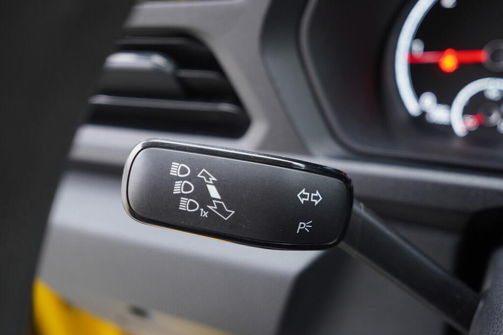 OV190V10553_23.webp_CADDY Life 2.0 TDI 75 kW manuál, DPH