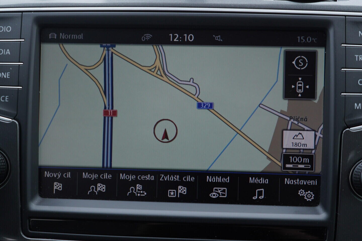 OV190V10554_32.webp_E-GOLF    85 kW automat, DPH