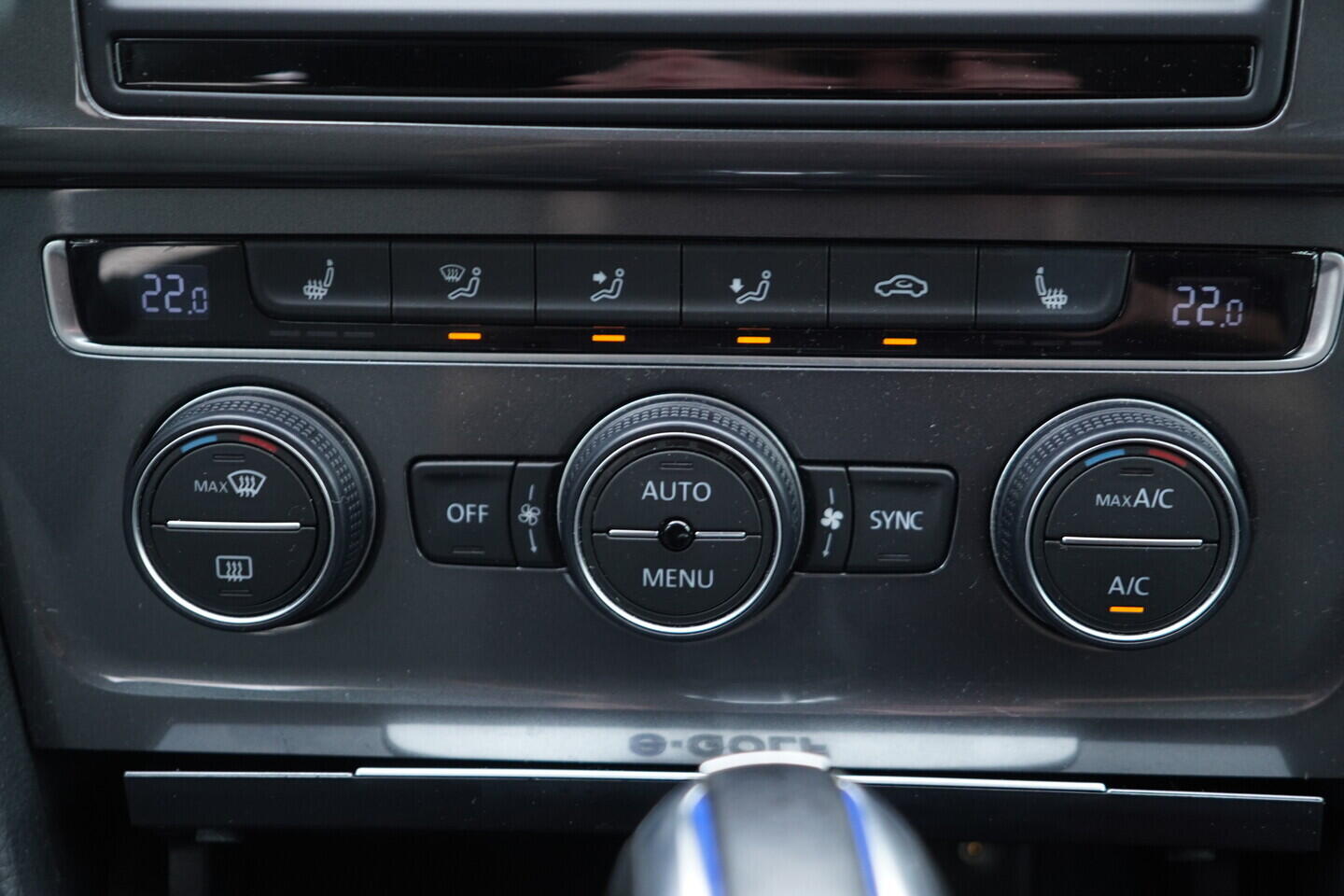 OV190V10554_33.webp_E-GOLF    85 kW automat, DPH