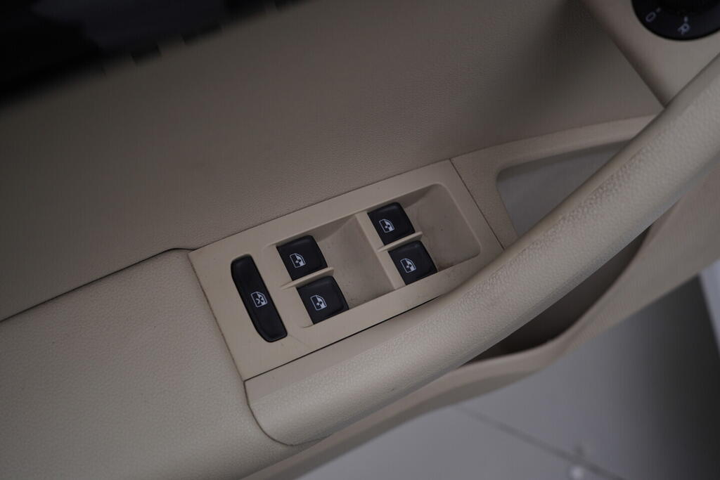 OV190V10555_20.webp_OCTAVIA Style 2.0 TSI 140 kW automat, DPH