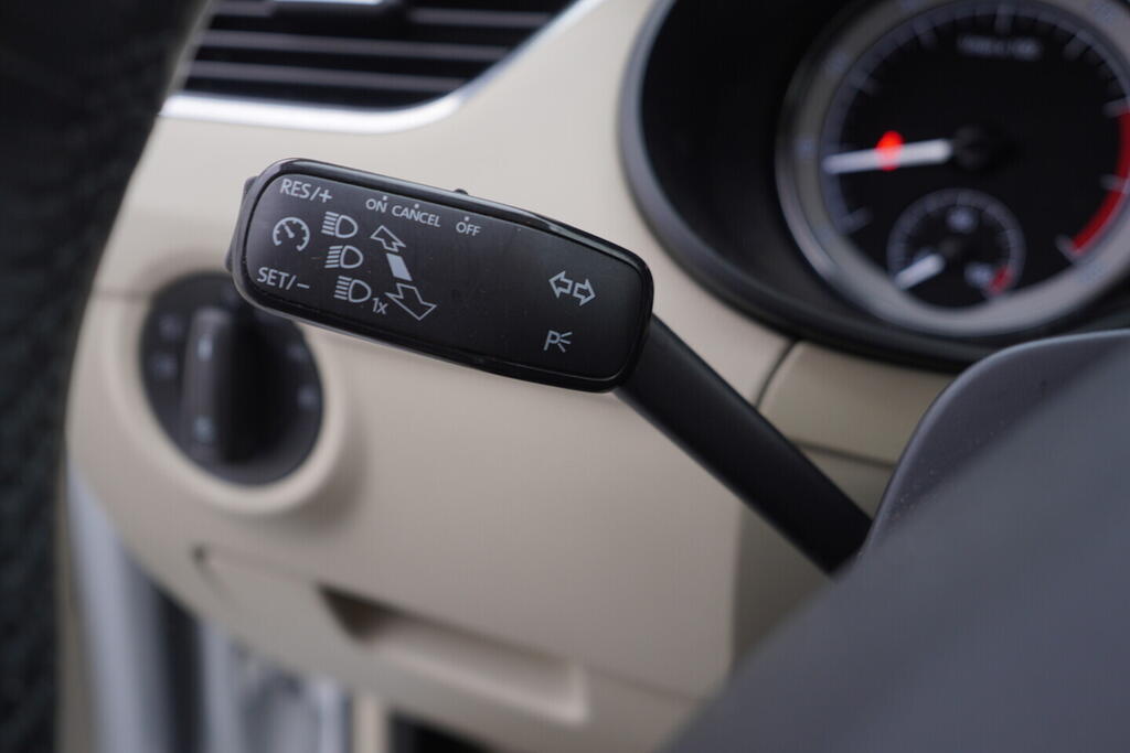 OV190V10555_23.webp_OCTAVIA Style 2.0 TSI 140 kW automat, DPH