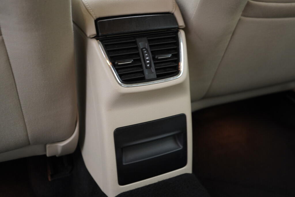 OV190V10555_38.webp_OCTAVIA Style 2.0 TSI 140 kW automat, DPH