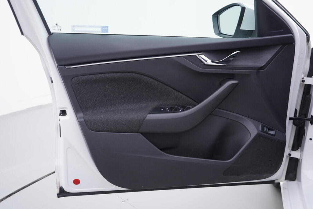 OV190V10556_19.webp_SCALA Style 1.0 TSI 81 kW automat, DPH