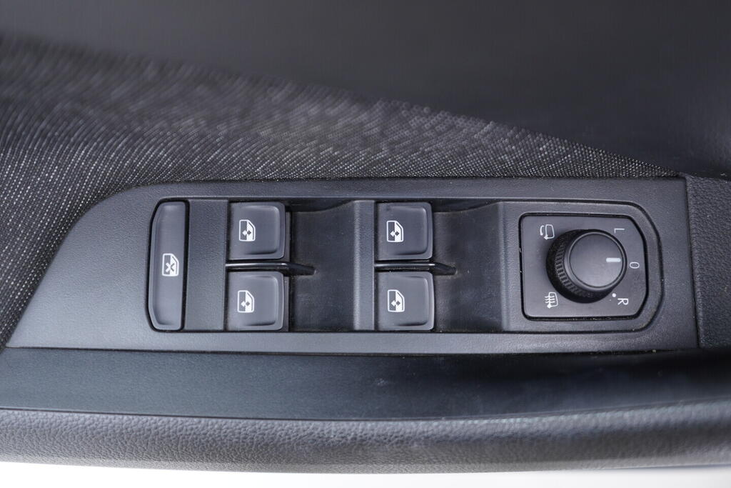 OV190V10556_20.webp_SCALA Style 1.0 TSI 81 kW automat, DPH