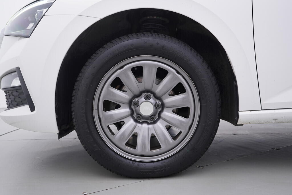 OV190V10556_42.webp_SCALA Style 1.0 TSI 81 kW automat, DPH