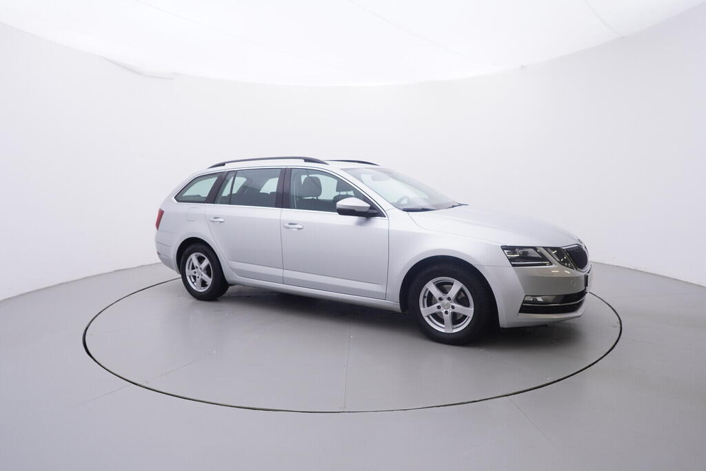 OV190V10557_16.webp_OCTAVIA Style 1.6 TDI 85 kW manuál