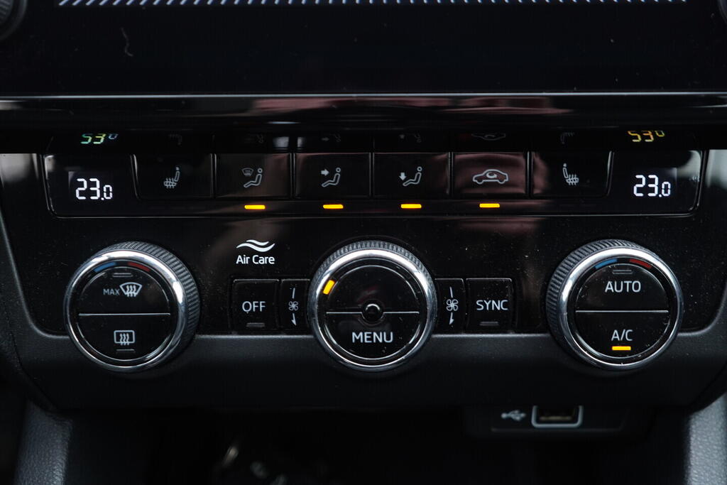 OV190V10557_32.webp_OCTAVIA Style 1.6 TDI 85 kW manuál