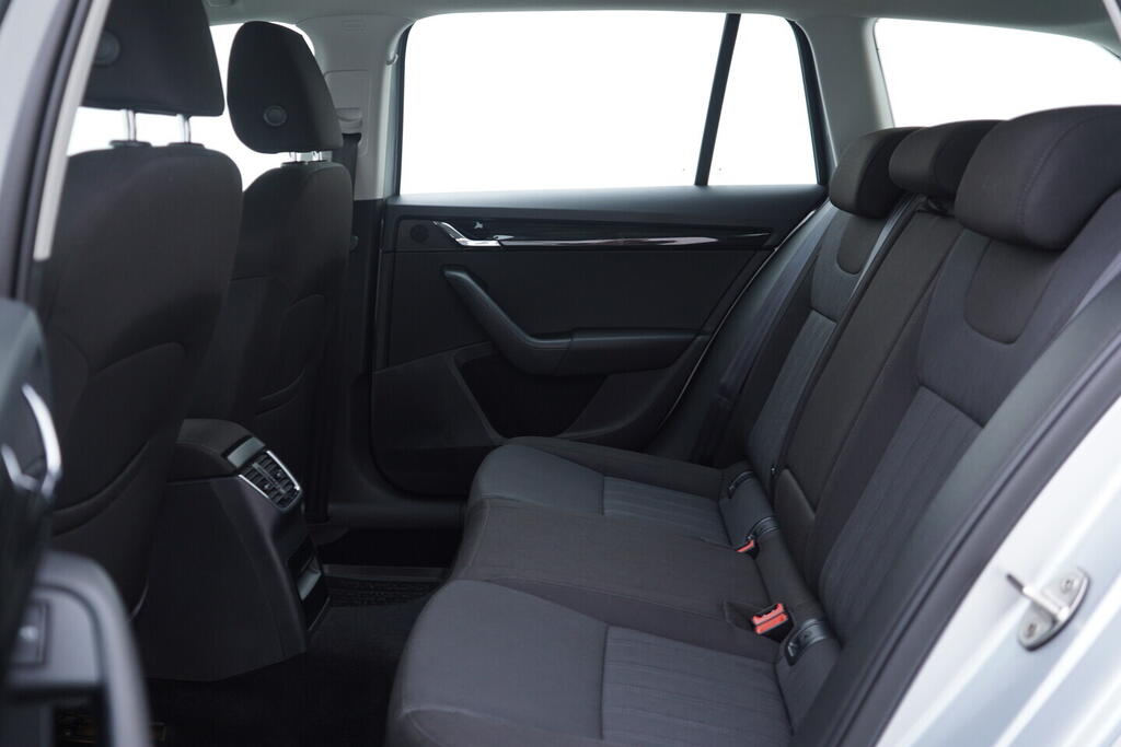 OV190V10557_36.webp_OCTAVIA Style 1.6 TDI 85 kW manuál