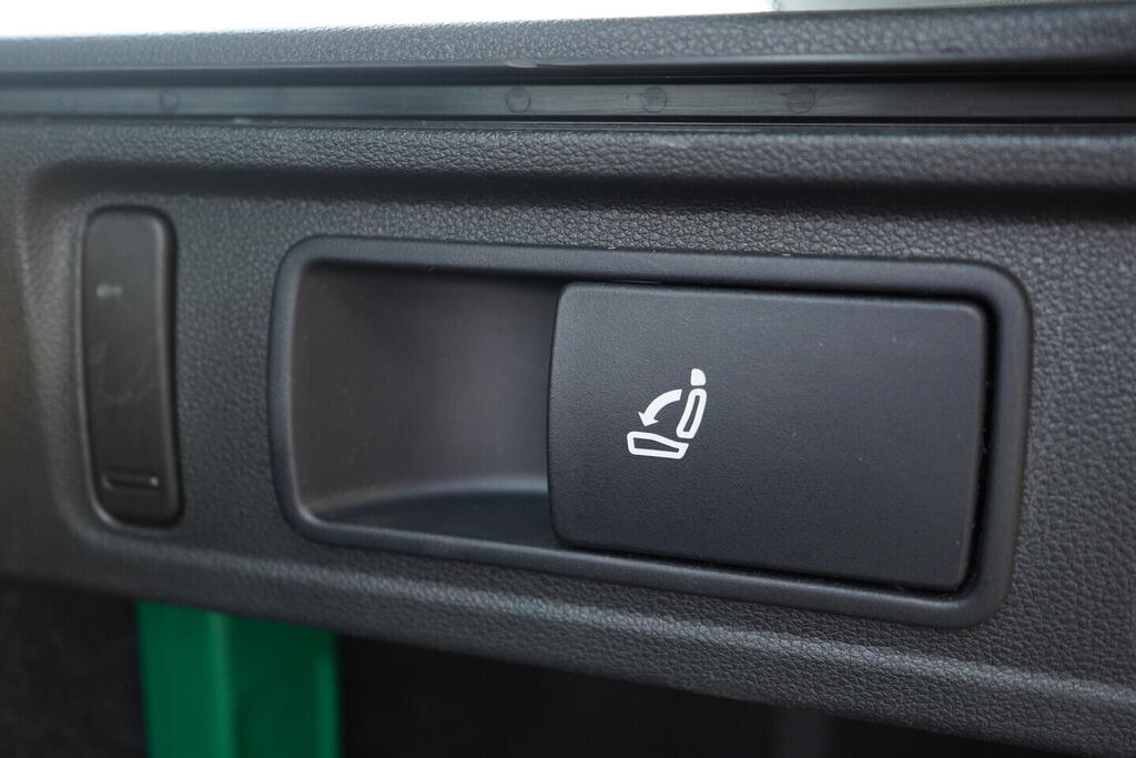 OV190V10557_38.webp_OCTAVIA Style 1.6 TDI 85 kW manuál