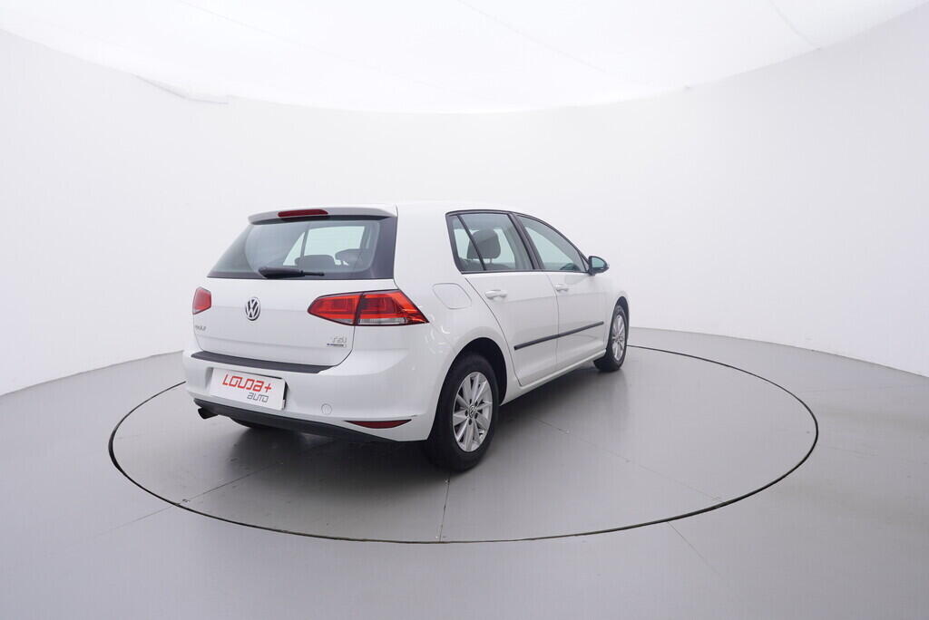 OV190V10558_14.webp_GOLF Comfortline 1.2 TSI 77 kW manuál