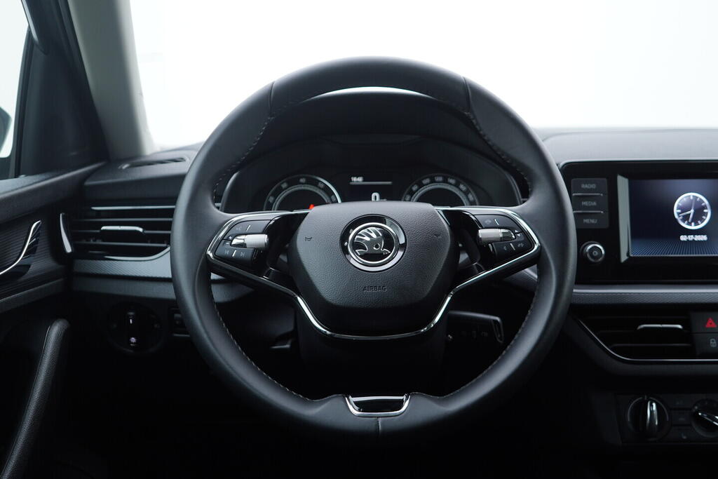 OV190V10560_25.webp_KAMIQ Ambition 1.0 TSI 70 kW manuál, DPH