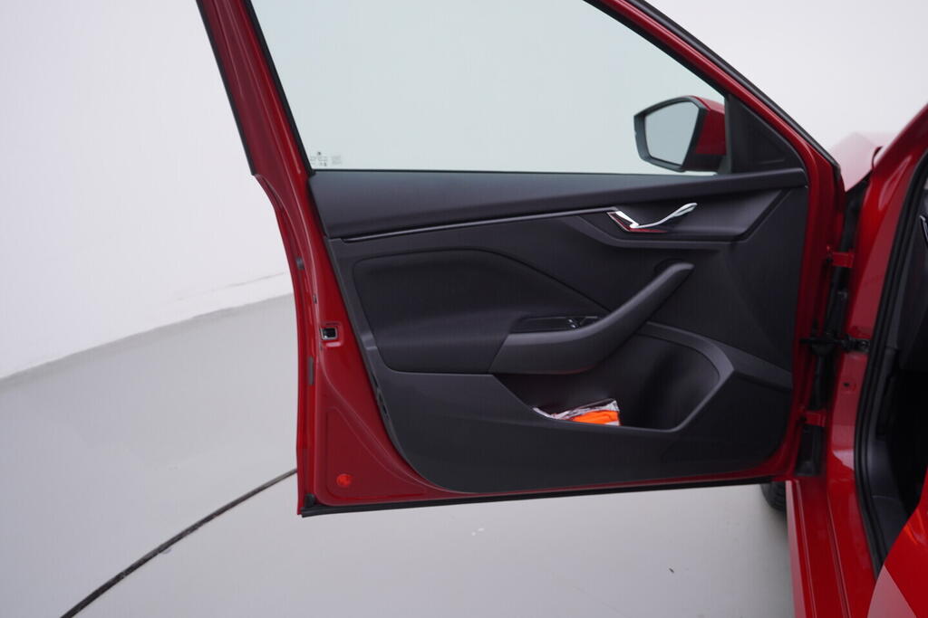 OV190V10564_19.webp_KAMIQ Ambition 1.0 TSI 70 kW manuál, DPH