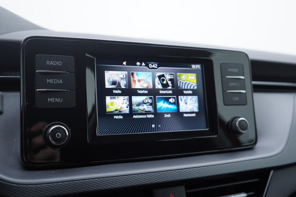 OV190V10564_29.webp_KAMIQ Ambition 1.0 TSI 70 kW manuál, DPH