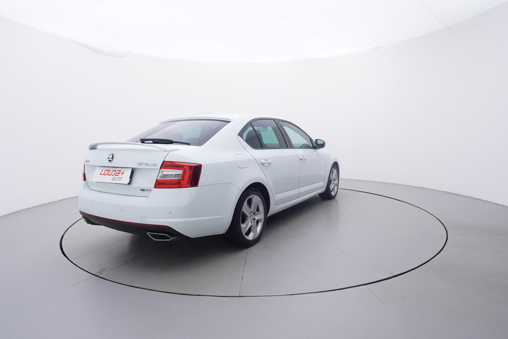 OV190V10566_14.webp_OCTAVIA RS 2.0 TDI 135 kW manuál