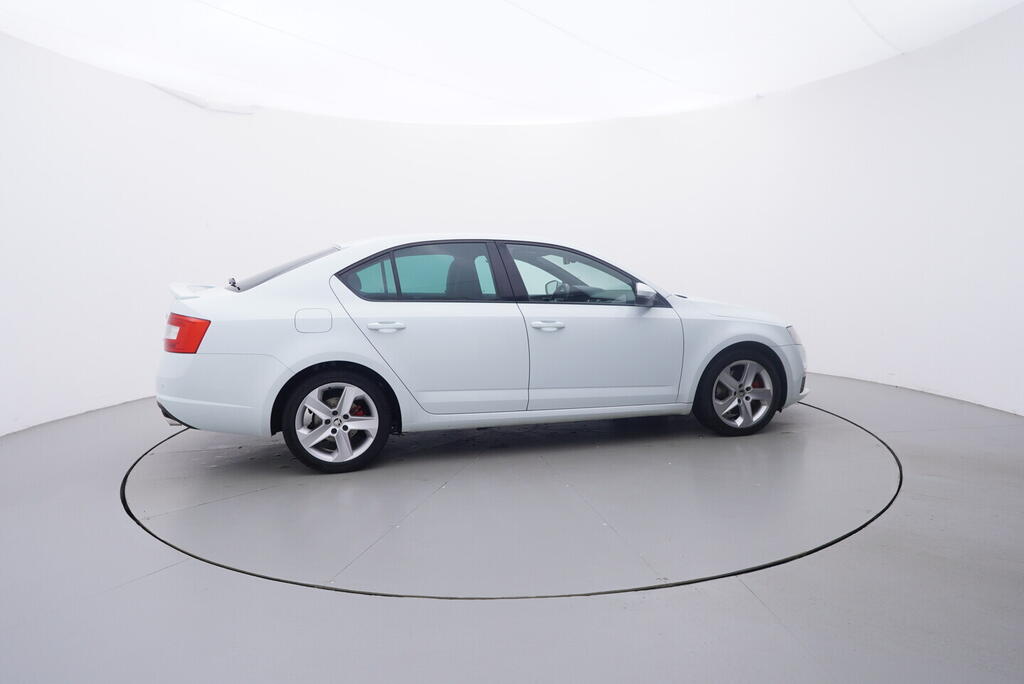 OV190V10566_15.webp_OCTAVIA RS 2.0 TDI 135 kW manuál