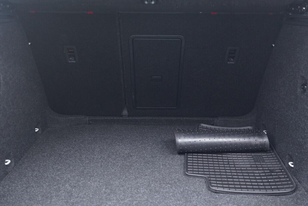 OV190V10566_36.webp_OCTAVIA RS 2.0 TDI 135 kW manuál