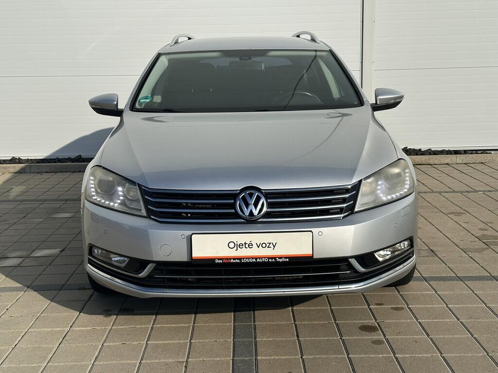 OV190V10569_11.webp_PASSAT VARIANT Highline 2.0 TDI 103 kW manuál