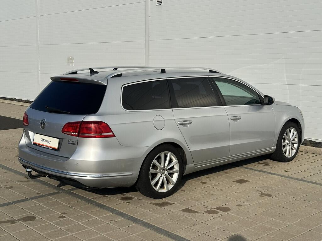 OV190V10569_14.webp_PASSAT VARIANT Highline 2.0 TDI 103 kW manuál