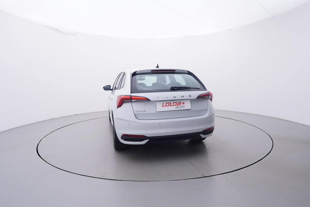 OV190V10571_17.webp_SCALA Selection 1.0 TSI 85 kW manuál, DPH