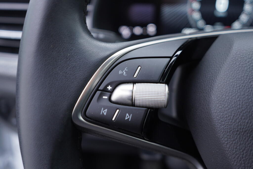 OV190V10571_25.webp_SCALA Selection 1.0 TSI 85 kW manuál, DPH