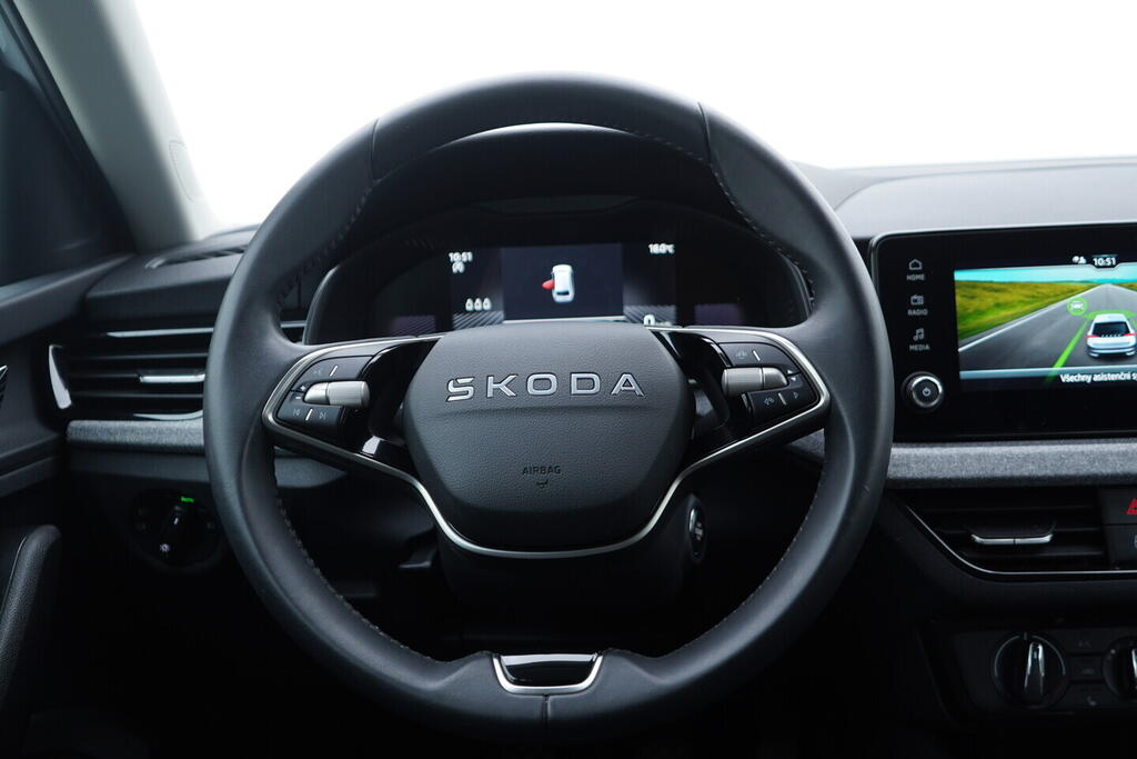 OV190V10571_28.webp_SCALA Selection 1.0 TSI 85 kW manuál, DPH