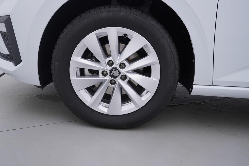 OV190V10571_40.webp_SCALA Selection 1.0 TSI 85 kW manuál, DPH