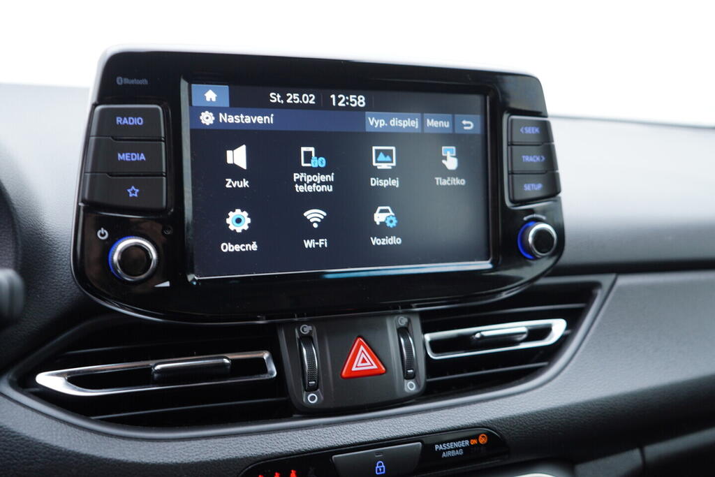 OV190V10572_27.webp_I30 SMART 1.5  117 kW automat, DPH