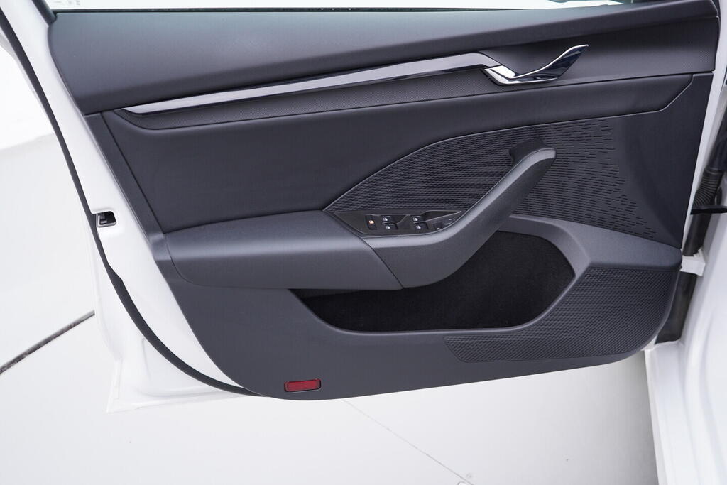 OV190V10573_19.webp_OCTAVIA Ambition 2.0 TDI 85 kW automat, DPH