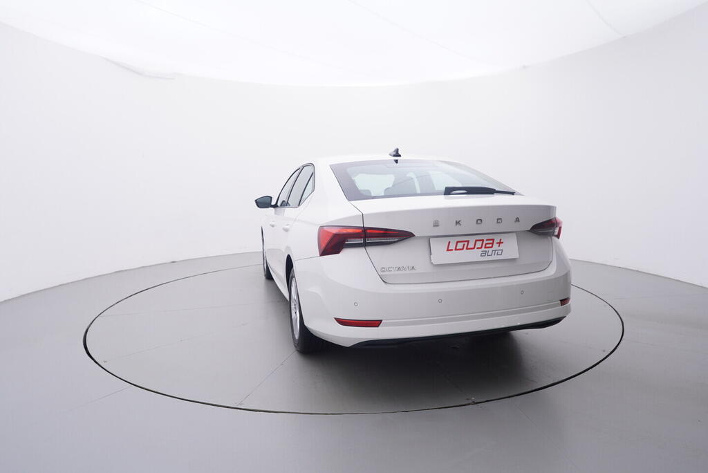 OV190V10574_13.webp_OCTAVIA Ambition 2.0 TDI 85 kW manuál, DPH