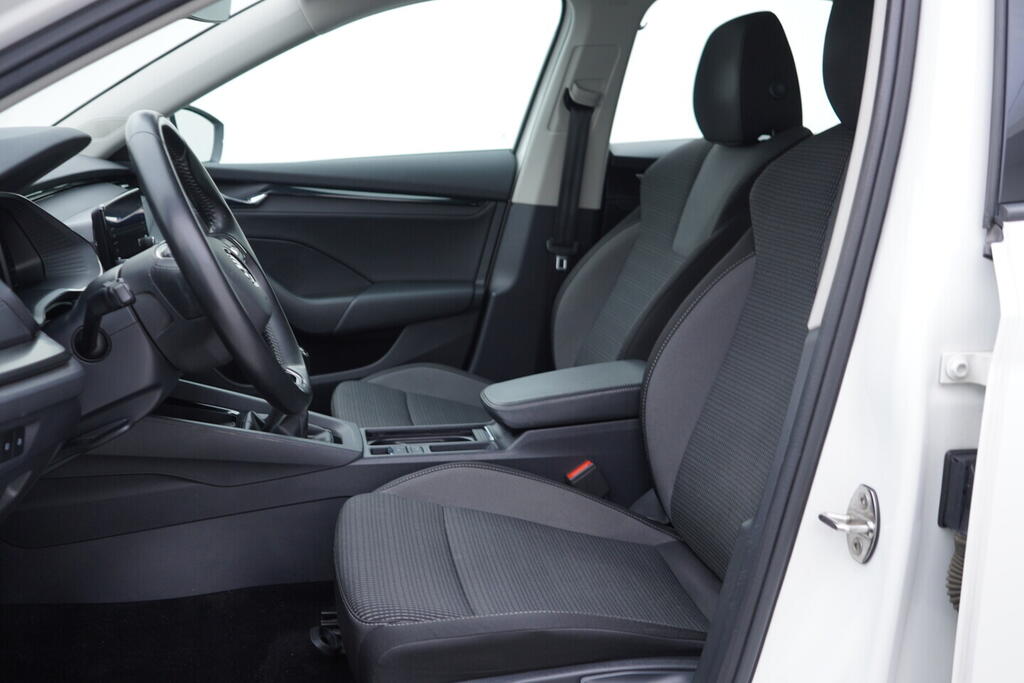 OV190V10574_22.webp_OCTAVIA Ambition 2.0 TDI 85 kW manuál, DPH