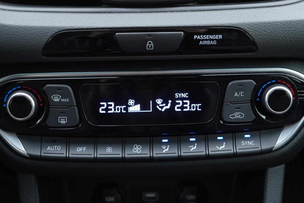 OV190V10575_32.webp_I30  1.0 T-GDi 88 kW manuál