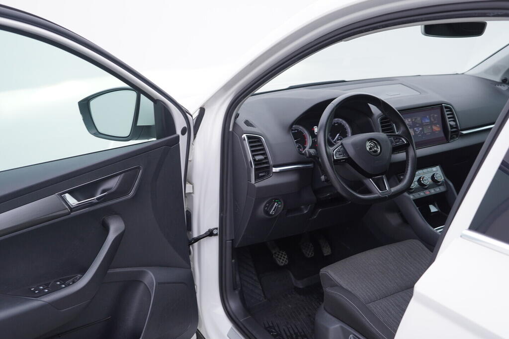 OV190V10576_18.webp_KAROQ Style 1.5 TSI 110 kW manuál