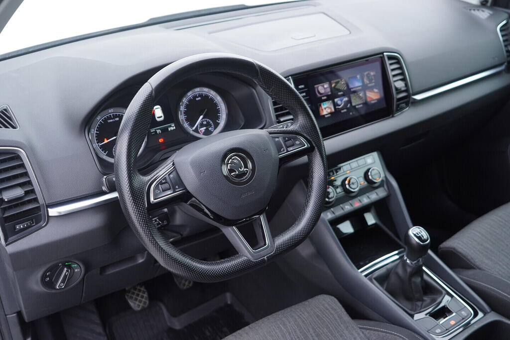 OV190V10576_21.webp_KAROQ Style 1.5 TSI 110 kW manuál