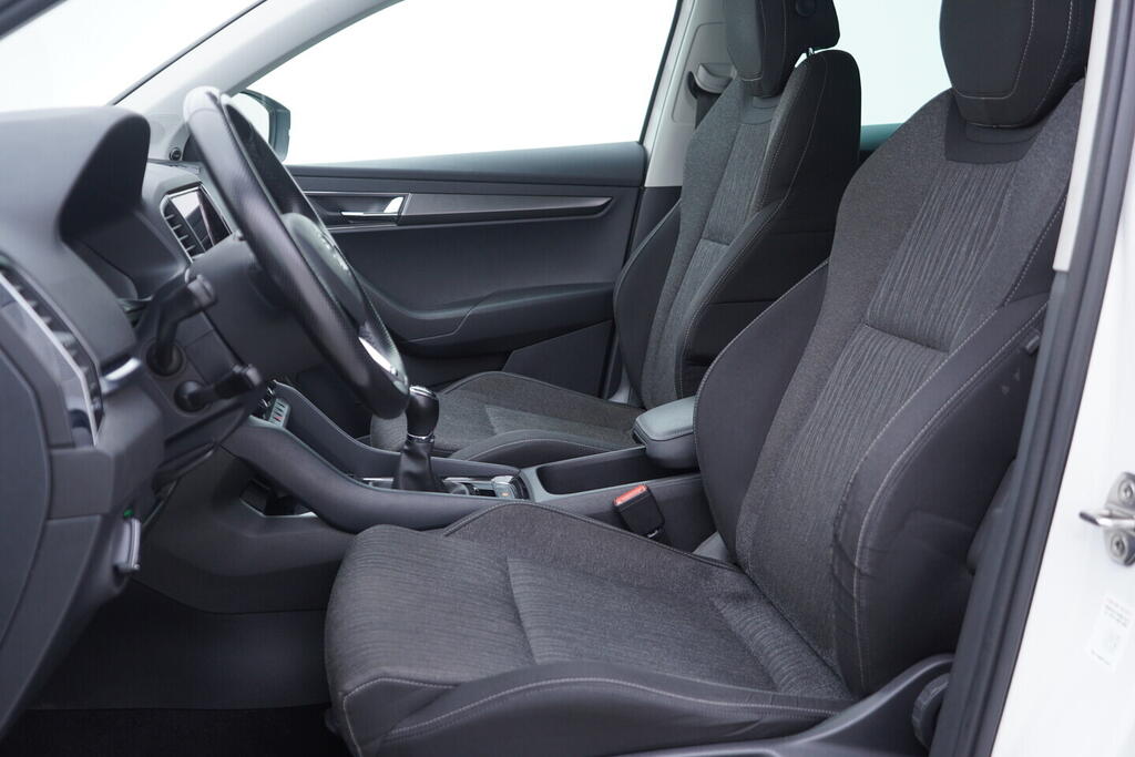 OV190V10576_22.webp_KAROQ Style 1.5 TSI 110 kW manuál