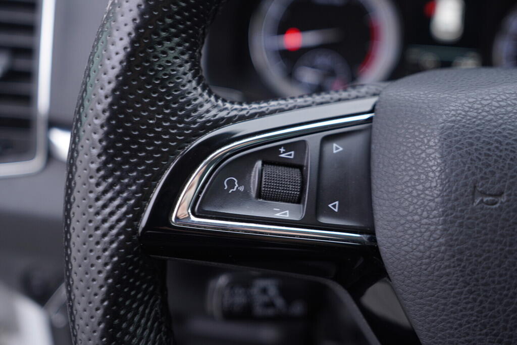 OV190V10576_25.webp_KAROQ Style 1.5 TSI 110 kW manuál