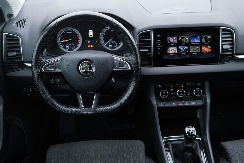 OV190V10576_27.webp_KAROQ Style 1.5 TSI 110 kW manuál