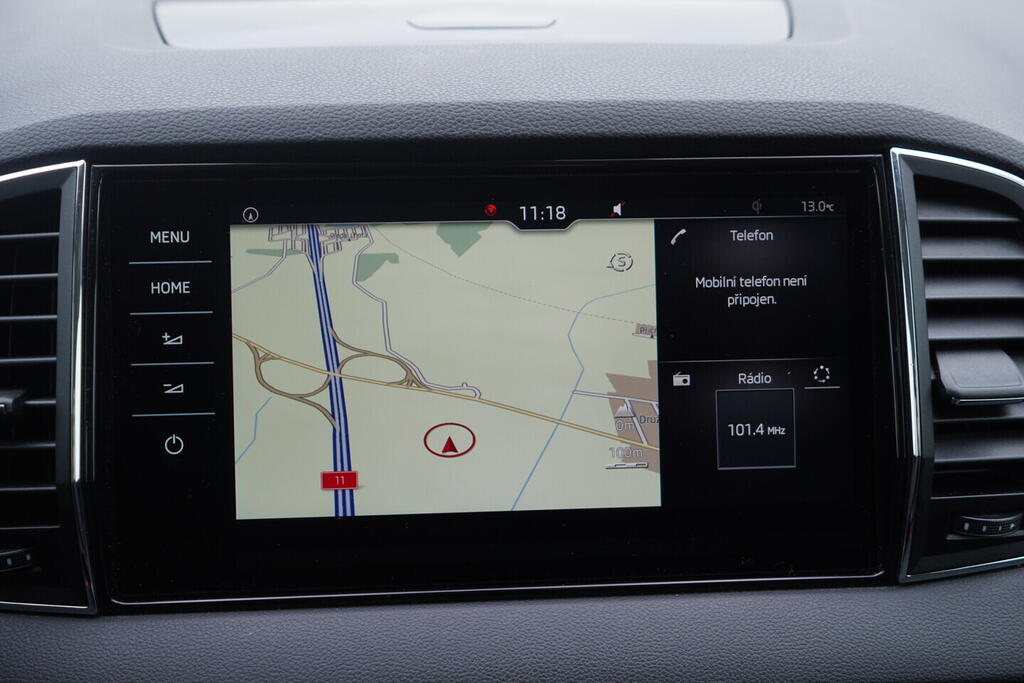 OV190V10576_30.webp_KAROQ Style 1.5 TSI 110 kW manuál