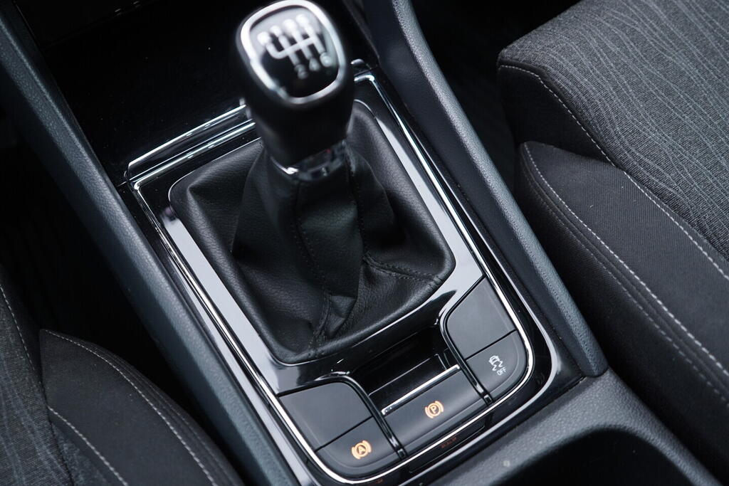 OV190V10576_32.webp_KAROQ Style 1.5 TSI 110 kW manuál