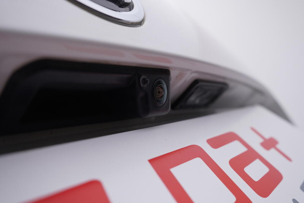 OV190V10576_40.webp_KAROQ Style 1.5 TSI 110 kW manuál