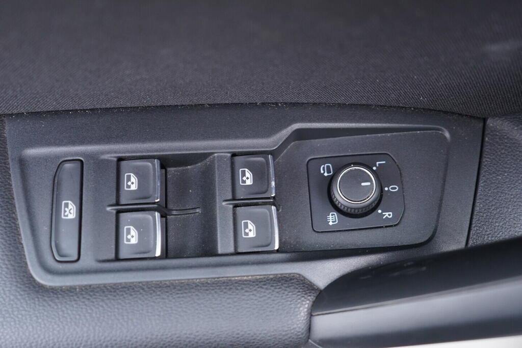 OV190V10578_20.webp_TIGUAN  2.0 TDI 147 kW automat