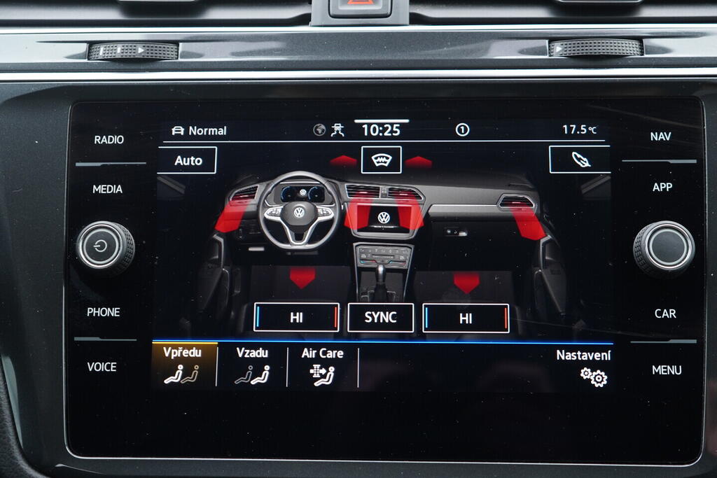 OV190V10578_31.webp_TIGUAN  2.0 TDI 147 kW automat