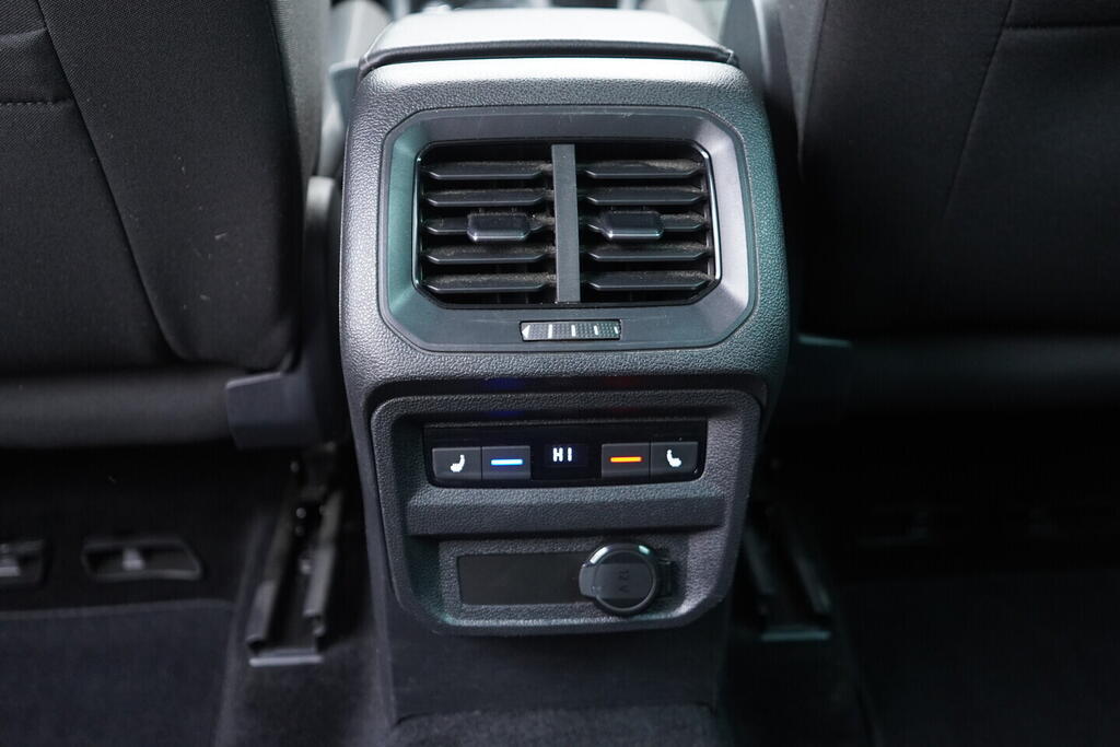 OV190V10578_36.webp_TIGUAN  2.0 TDI 147 kW automat