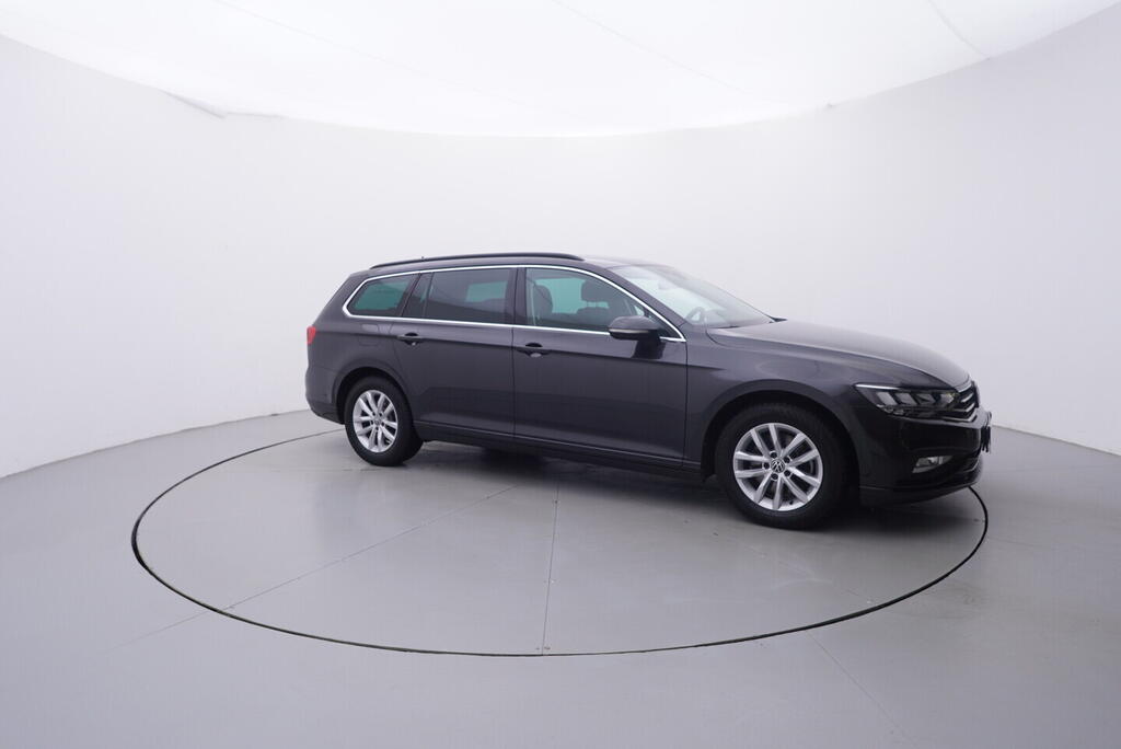 OV190V10582_16.webp_PASSAT Business 2.0 TDI 110 kW automat