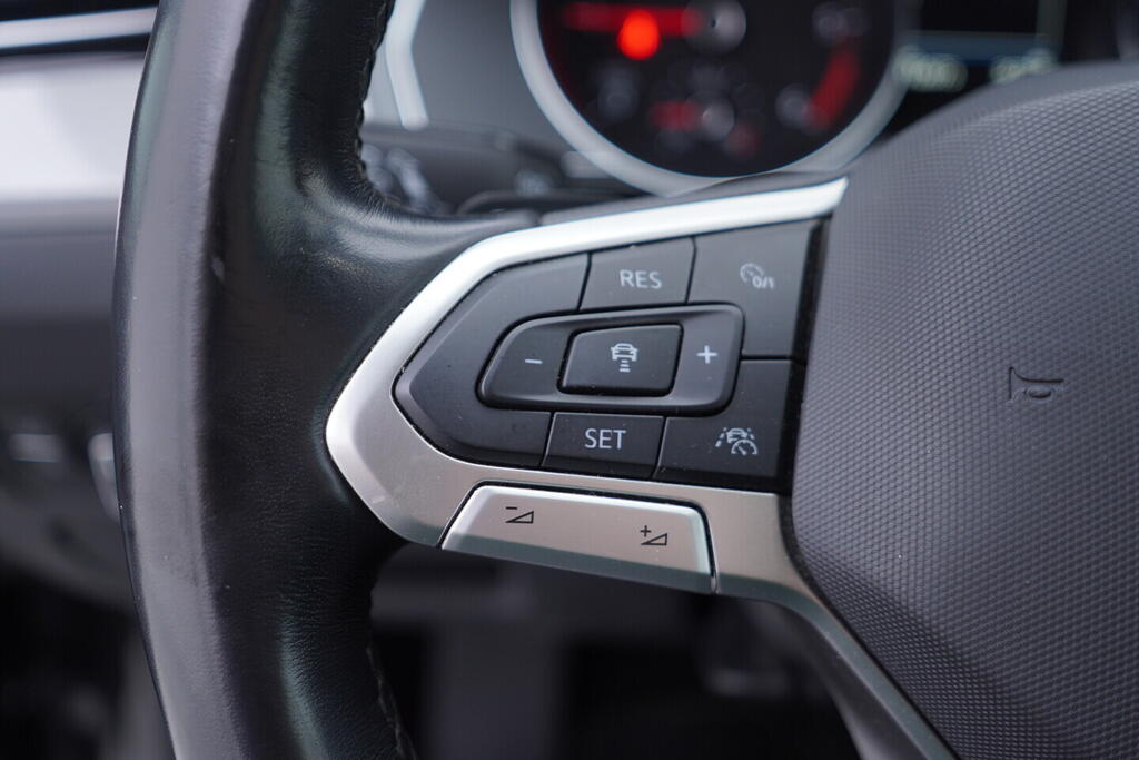 OV190V10582_26.webp_PASSAT Business 2.0 TDI 110 kW automat